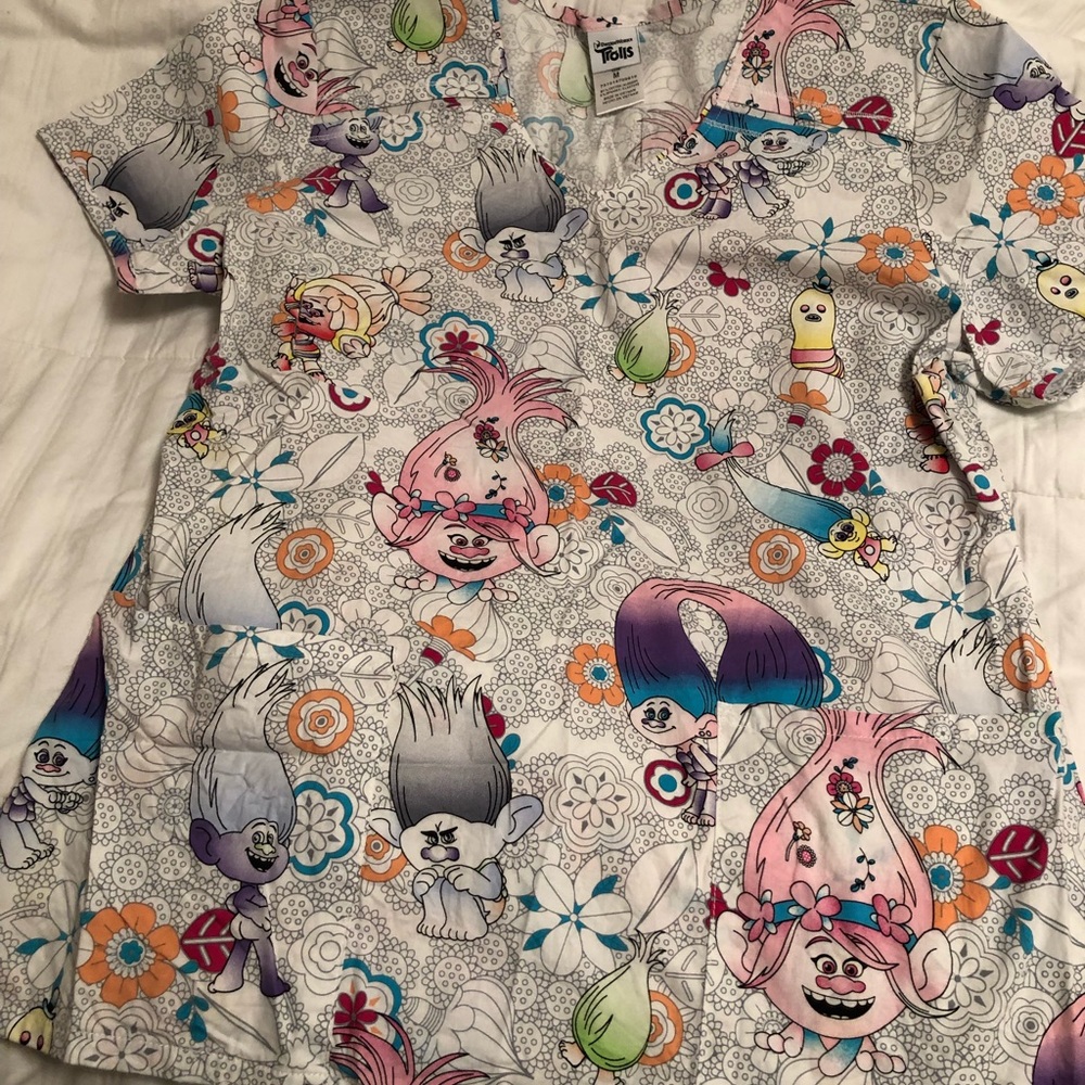 Tooniforms women’s V neck trolls print scrub top